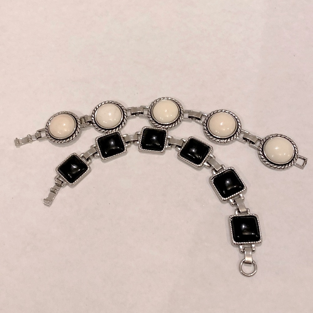 Bundle of Two Bracelets in Silver Color.